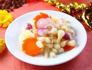 CỦ KIỆU (Pickled small leeks)