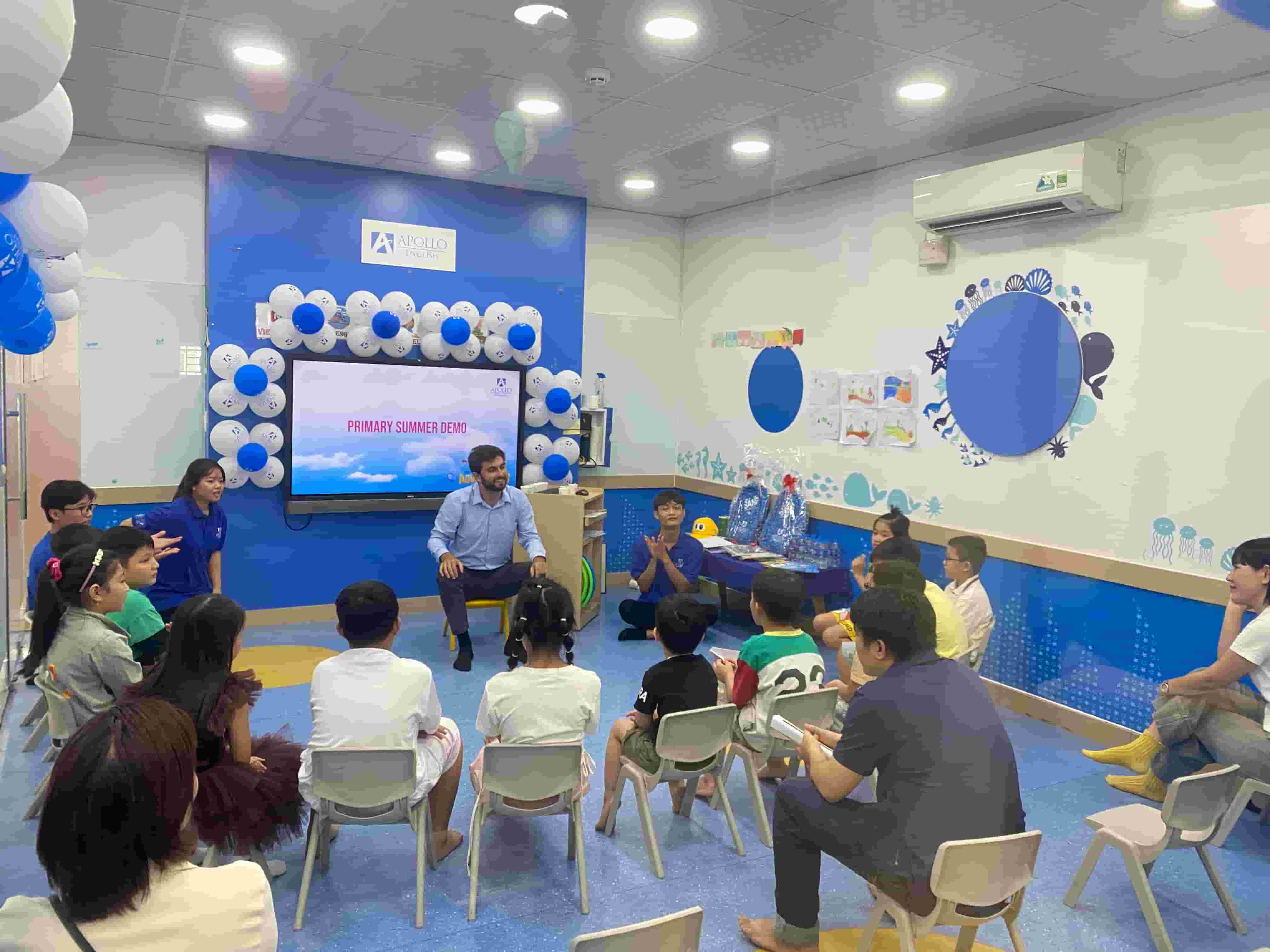 Apollo English chú trọng theo dõi sát sao và đánh giá tiềm năng của từng bé