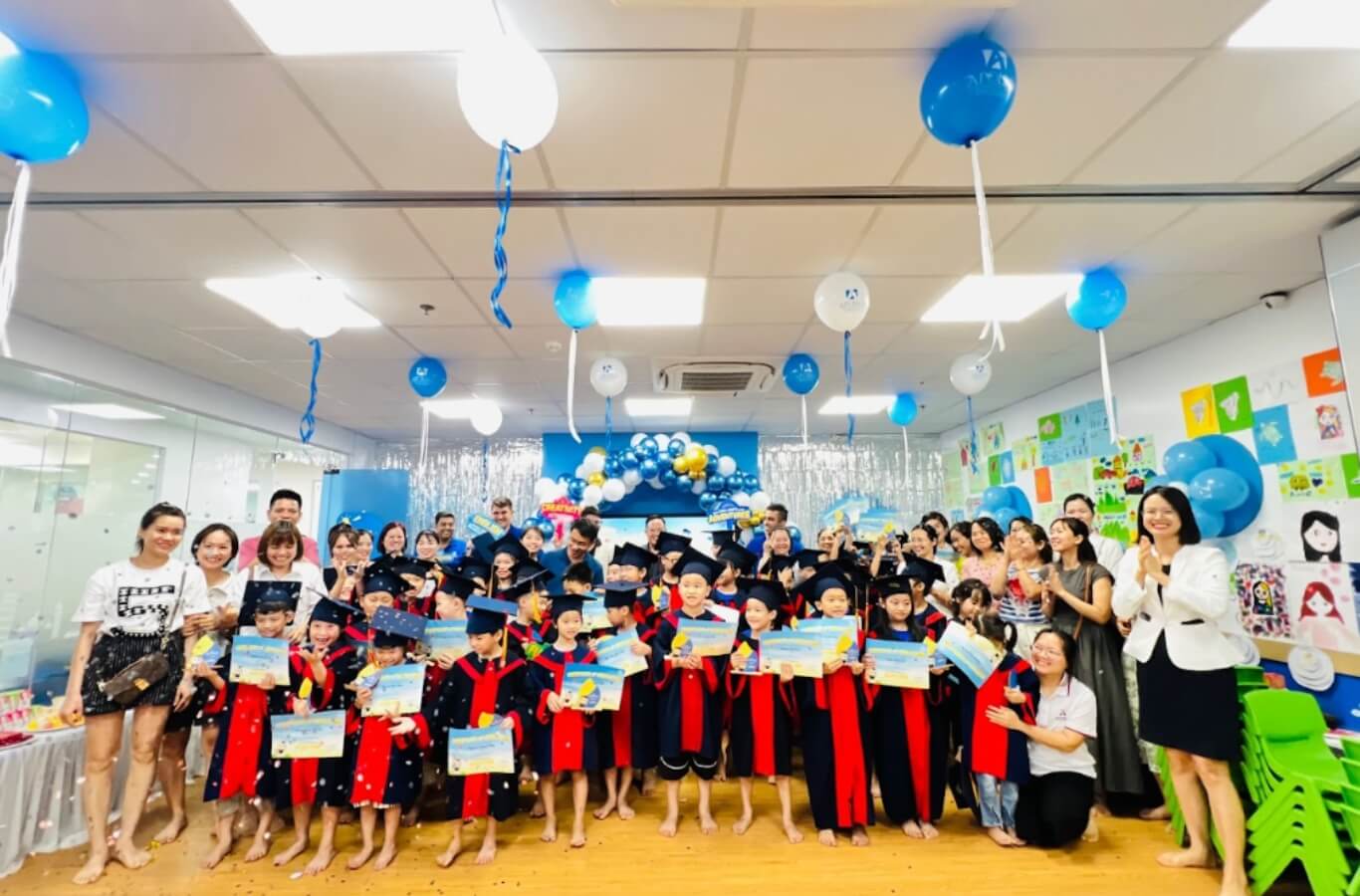 Lớp học tại trung tâm tiếng Anh Apollo English Bắc Ninh